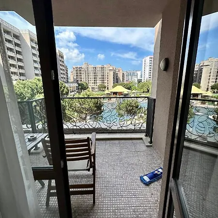 Barcelo Royal - *